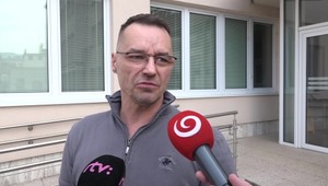 Vozil bossa bossov a sedel za vraždu. Teraz chce pred súdom očistiť svoje meno