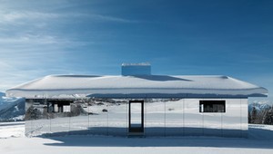 Vo švajčiarskych Alpách sa ukrýva zrkadlový dom