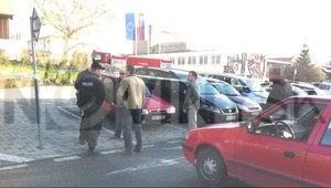 Evakuovali hotel, bol v ňom aj Sulík