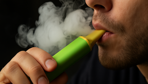 Vedci bijú na poplach pre jednorazové e-cigarety
