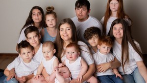 Prvé dieťa mala v šestnástich, dnes ich má jedenásť a ešte neskončila! Viete si TO predstaviť?