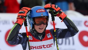 Vlhová skončila v obrovskom slalome štvrtá, Shiffrinová získala malý glóbus