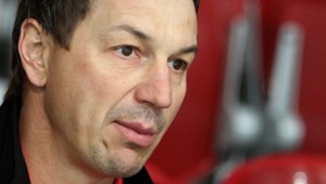 Plážový hokej? Úplná novinka aj pre Petra Bondru (45)