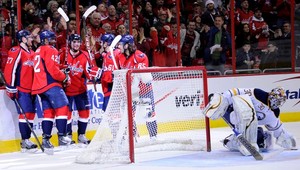 NHL: Narodeninový oslávenec Chára (36) nebodoval