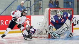 Hokej-MS: Slovenky po prehre so Švajčiarskom o záchranu