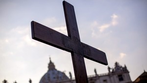 Vatikán ide s dobou. Elektronický ruženec vám ponúkne aj históriu vašich modlitieb