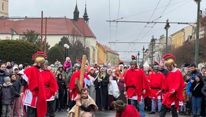 VIDEO: Živú krížovú cestu si v Prešove pozreli tisícky ľudí