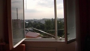 Samovrah uviazol v šnúrach na bielizeň!