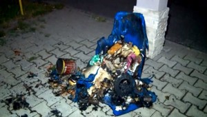 Zhorený odpadkový kôš, auto a dokonca dom. V Ličartovciach vyčíňal podpaľač