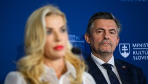 Štúdio 24: Šimkovičová sa zbavila Machalu. Najviac prekvapený je samotný Machala, tvrdí politológ
