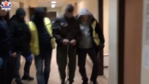 Brutálny príbeh zanedbávania. Deti jedli z misky so psom a namiesto slov vrčali