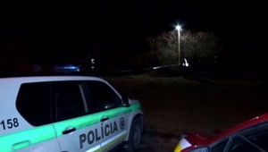 Pri hasení požiaru trávy a kríkov našli v Prešove obhorené ľudské telo