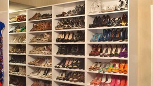 Chcete mať doma poriadok? 10 skvelých nápadov, ako uskladniť topánky