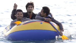 Migranti zo seba robia stroskotancov. Na Kos prichádzajú v noci