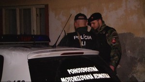 Vojak sa takmer zastrelil! Rodina bola pri tom...