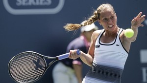 Cibulková v Pekingu do štvrťfinále, Beck v Grenobli vypadol