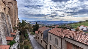 Existuje dedina, v ktorej môžete získať dom zadarmo