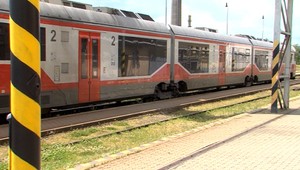 Migrant sa chcel schovať vo vlaku na toalete. Jeho prevádzač si vypočul verdikt