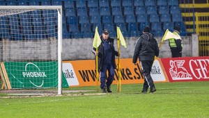 Derby sa nehralo. Trnavčania vtrhli na štadión, zasahovala polícia