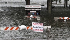 Trump vyhlásil stav prírodnej katastrofy. Hurikán Florence si vyžiadal už 13 obetí