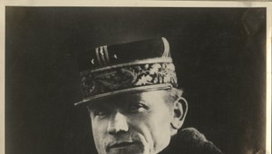 Spomienka na Milana Rastislava Štefánika. Jeho prasynovec odovzdal do úschovy Štefánikove vyznamenanie.