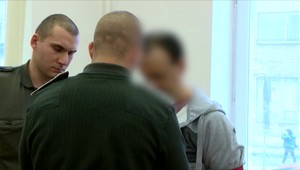 Mário čelí obžalobe zo sexuálneho násilia maloletých dievčat. Hrozí mu 20 rokov za mrežami