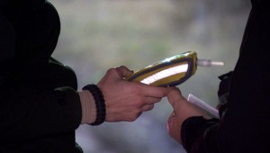 Za každou desiatou autonehodou stojí alkohol. Slováci ho podľa štatistík skonzumujú neuveriteľné množstvo