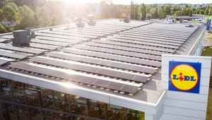 Lidl ide na zelenú, energiu čerpá aj zo slnka