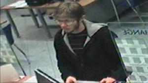 Podvodník získal 10 tisíc eur! Polícia prosí o pomoc