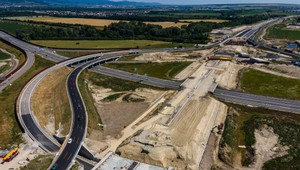 Otvorili napojenie D1 na D4: Centru Bratislavy sa vyhnú ďalšie stovky kamiónov