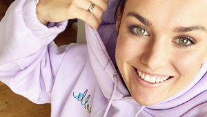 Ewa Farna zhadzuje s kilami aj oblečenie! TAKTO odvážne sa obvykle neukazuje a všetci žasnú!