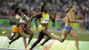 Thompsonová má zlaté double, zdolala Schippersovú