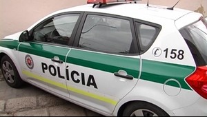 Razia na základnej škole vo Vrakuni! Hľadali sa drogy