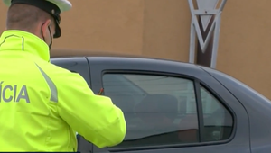 Zatkli ho v utorok večer, no na druhý deň ho nemhli vypočuť. Opitý vodič nafúkal viac ako 4 promile