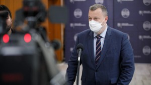 Richard Sulík ohlásil, že vedľa Matoviča je aj Kažimír amatér. Krajniak tvrdí, že nevie o čom hovorí