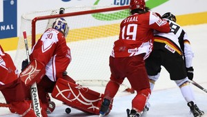 Dánskych hokejistov okradli, zmizli veci za 35-tisíc eur!