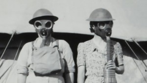 Plynová maska z 1. svetovej vojny, uniforma z operácie Púštna búrka, aj poľná nemocnica. Prejdite sa múzeom chemického vojska