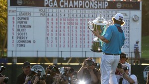 Dufner získal prvú veľkú trofej, vyhral PGA Championship