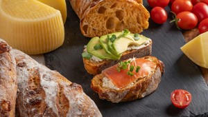 Celiakia sa môže objaviť kedykoľvek. Únava, bolesti brucha i vyrážky: Ako spoznať, že telo bojuje proti lepku?