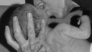 Konečne ukázali synčeka! Hviezdny pár na Vianoce potešil fanúšikov!