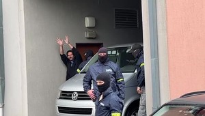 Exminister vnútra Kaliňák vo väzbe. Politici reagujú