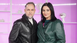 Potrebujete zamaskovať väčšie bruško, silnejšie boky či stehná? Vyskúšajte TENTO kúsok!