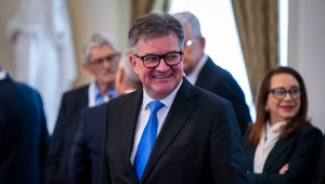 Epsteinove maily majú spájať Lajčáka so študentkou z jeho okruhu