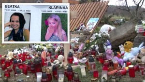 Posledné zbohom Klárike (†7) a Beátke (†18). Spočinuli vedľa seba