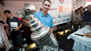 Šatan so Stanleyho pohárom na Slovensku, na olympiádu ešte nemyslí