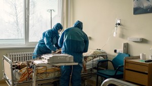 Lekári z covidového oddelenia: Bola to zlá etapa, no priniesla pozitíva