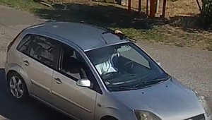 Agresor so samopalom na aute terorizoval obec: Po sérii vyhrážok skončil vo väzbe