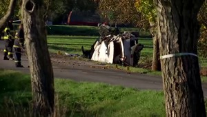 Tragická nehoda: Po náraze do stromu zahynuli dvaja muži