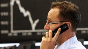 Americké akcie padajú, môže za to Európa