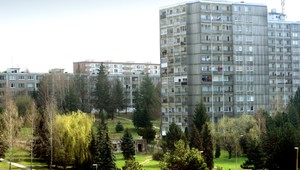 Chcete si skrášliť okolie paneláku? Takto pomôže samospráva